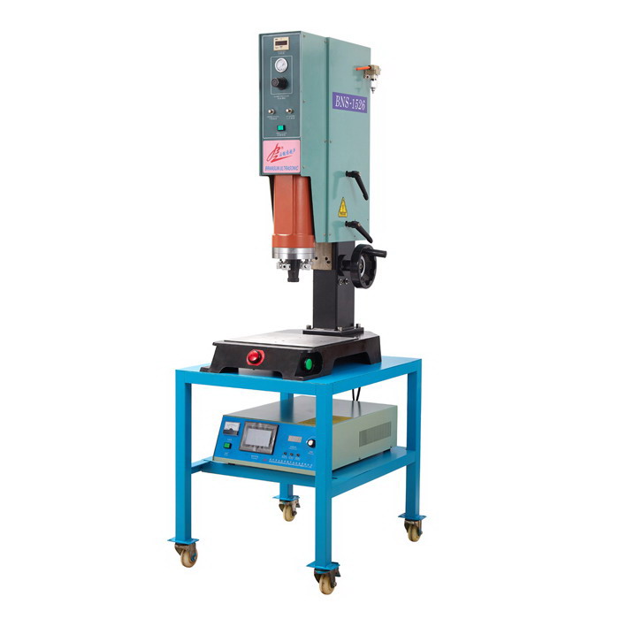 15KHZ 2600W 模擬線(xiàn)路 超聲波塑焊機(jī)(普通型機(jī)架)