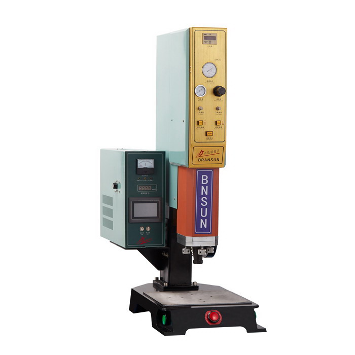 15KHZ 2600W 模擬線(xiàn)路 超聲波塑焊機(jī)(精密型機(jī)架)