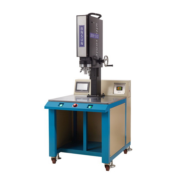 15KHZ 伺服帶動(dòng) 自動(dòng)追頻超聲波焊接機(jī)