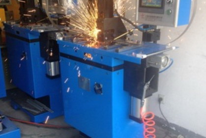 超聲波焊接機(jī)焊頭運(yùn)動(dòng)的概述